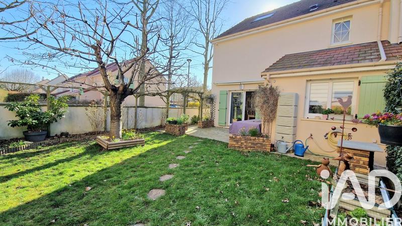 Maison - 110 m² - 6 pièces