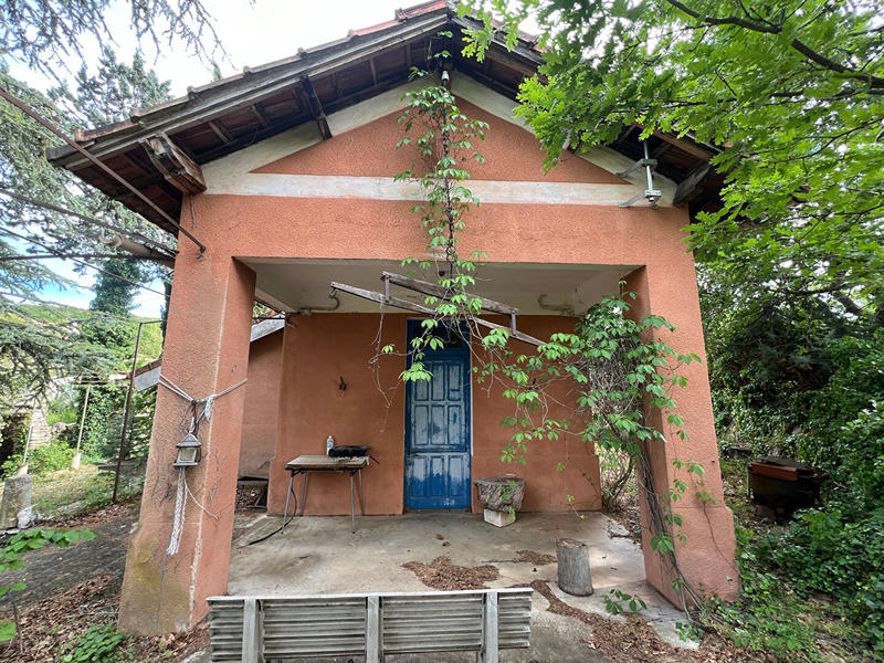 Maison - 100 m² - 2 pièces