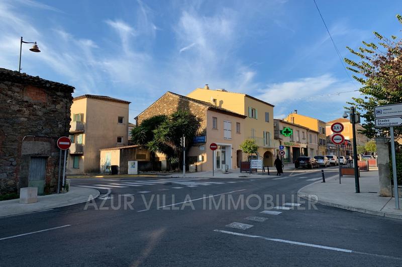 Maison - 220 m² - 7 pièces