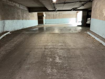 Parking / Garage - 13 m²