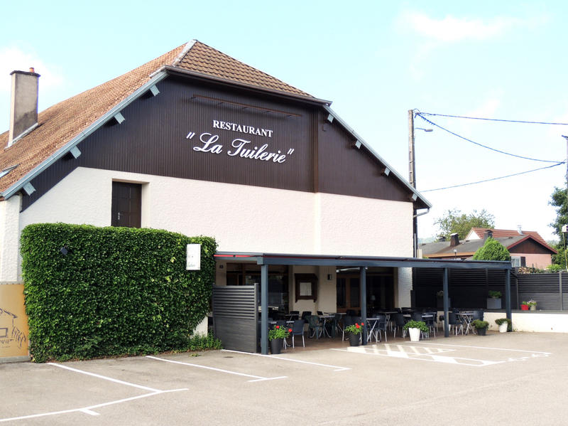 Fonds de commerce - Magasins - 292 m²