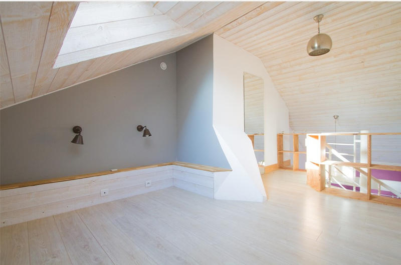 Maison - 80 m² - 5 pièces