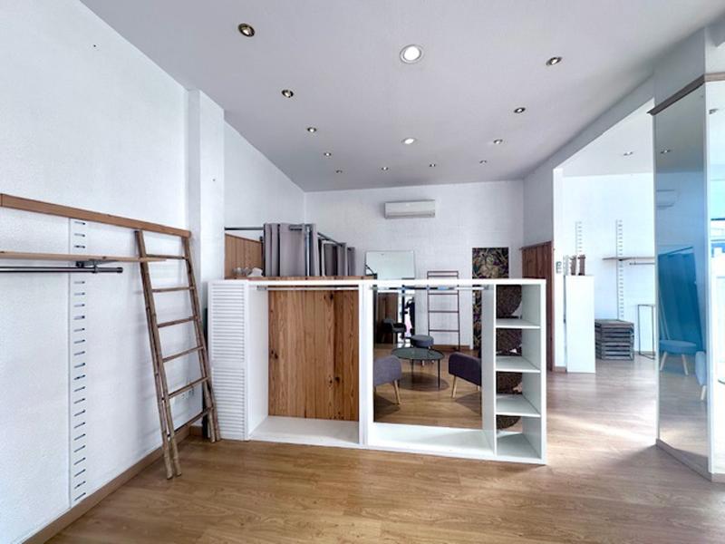 Bureau - 77 m² - 3 pièces