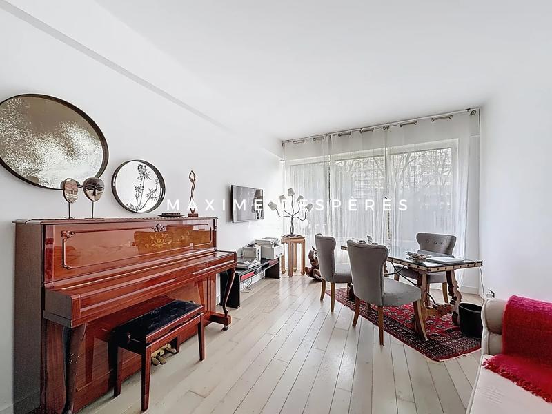 Appartement - 125 m² - 5 pièces