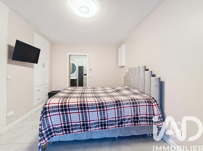 Maison - 86 m² - 4 pièces