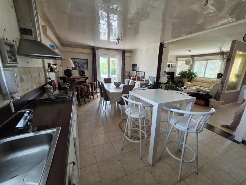 Maison - 120 m² - 6 pièces