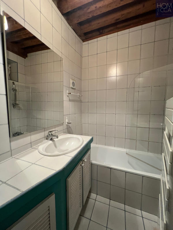 Appartement - 100 m² - 3 pièces