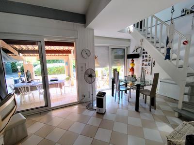 Maison - 115 m² - 6 pièces