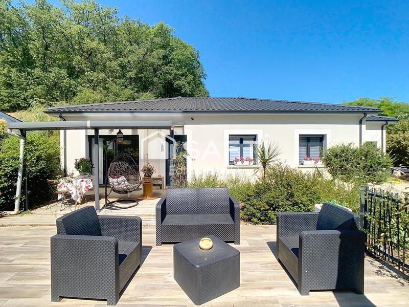 Maison - 97 m² - 4 pièces