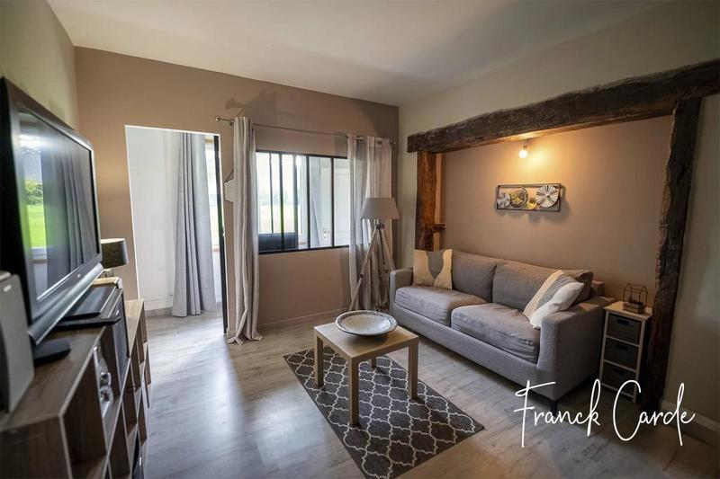 Propriété - 268 m² - 11 pièces