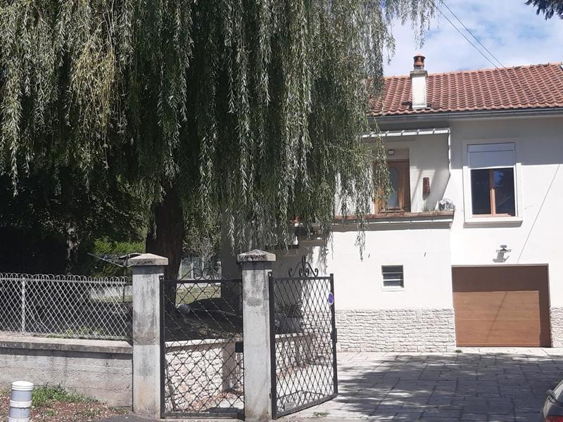 Maison - 98 m² - 5 pièces