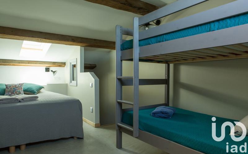 Maison - 297 m² - 10 pièces