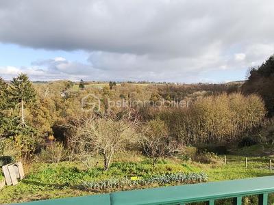 Maison - 83 m² - 5 pièces