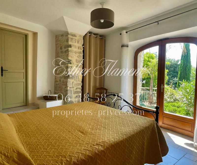 Demeure - 268 m² - 10 pièces