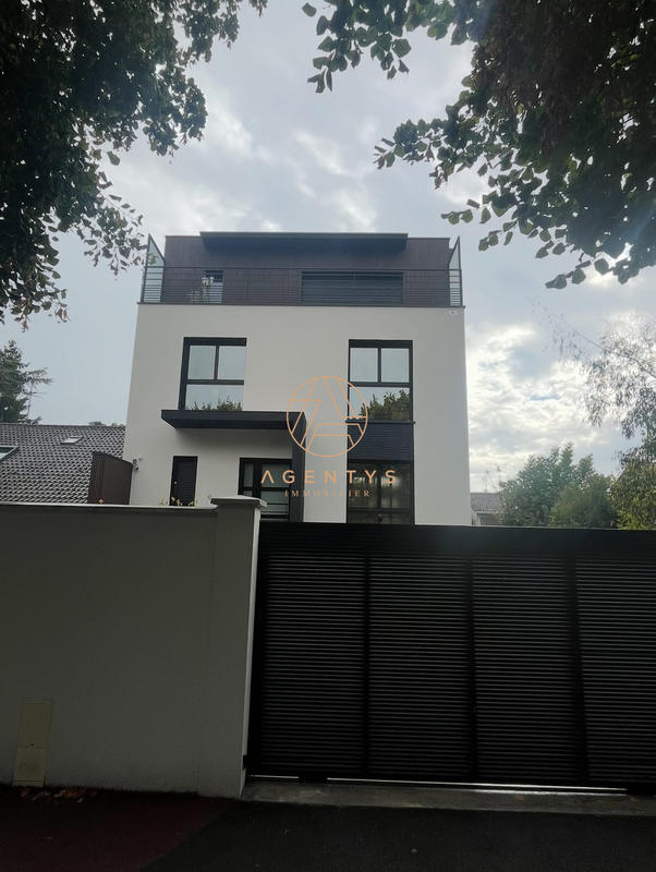 Maison - 66 m² - 3 pièces