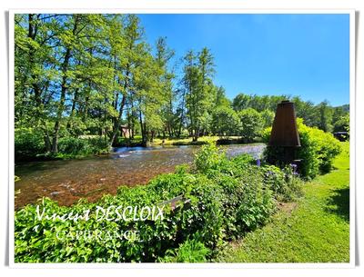 Maison de village - 280 m² - 10 pièces