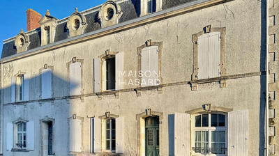 Maison ancienne - 284 m² - 12 pièces