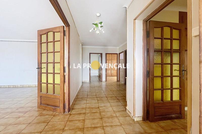 Maison - 99 m² - 4 pièces