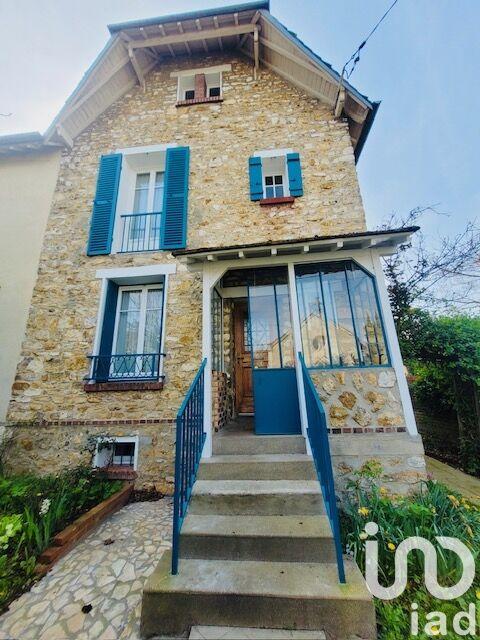 Maison - 139 m² - 8 pièces