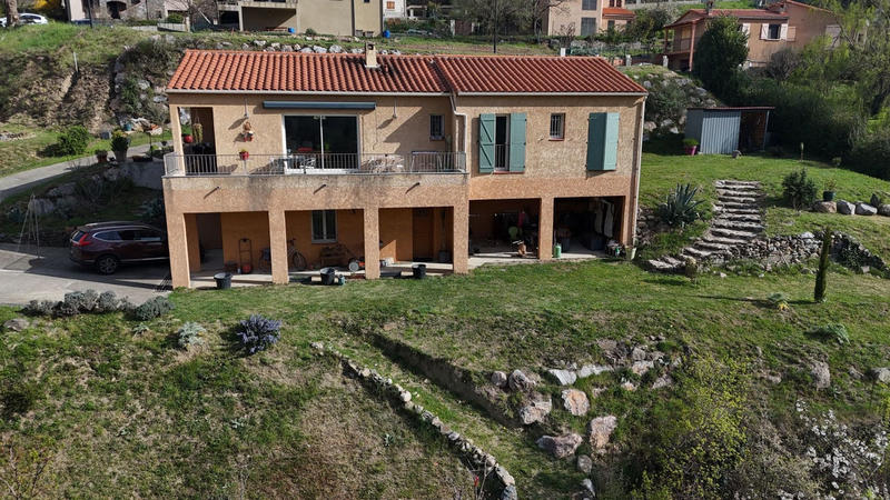 Villa - 121 m² - 5 pièces