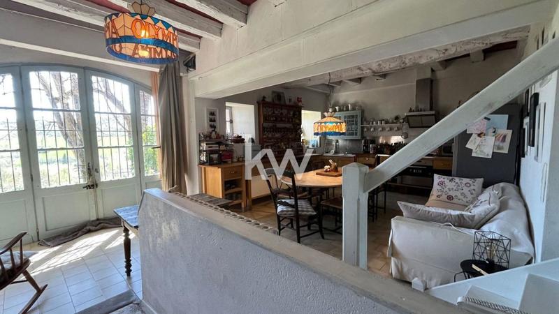 Maison de village - 200 m² - 8 pièces