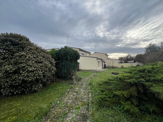 Maison - 93 m² - 5 pièces