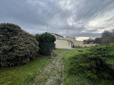 Maison - 93 m² - 5 pièces