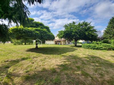 Maison traditionnelle - 143 m² - 6 pièces