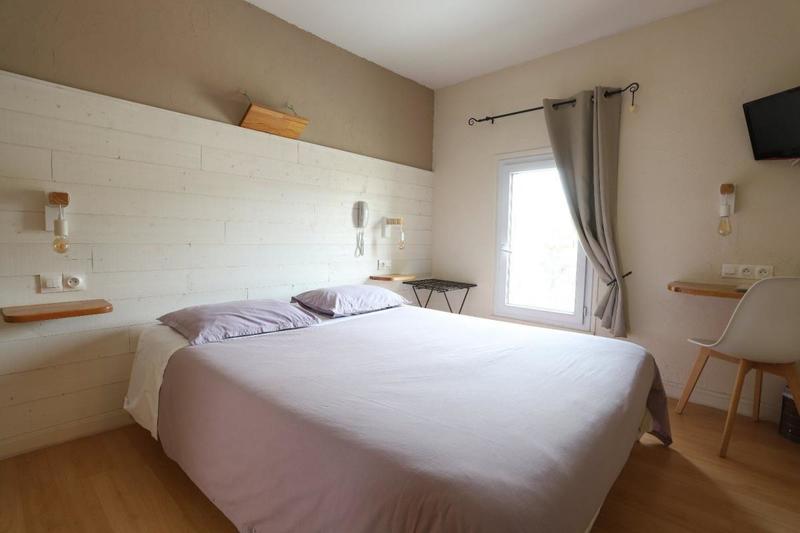 Immeuble - 300 m² - 13 pièces