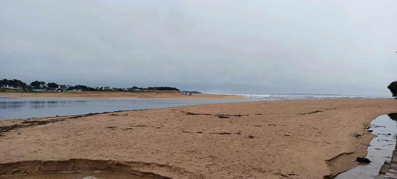 Terrain constructible - 852 m²