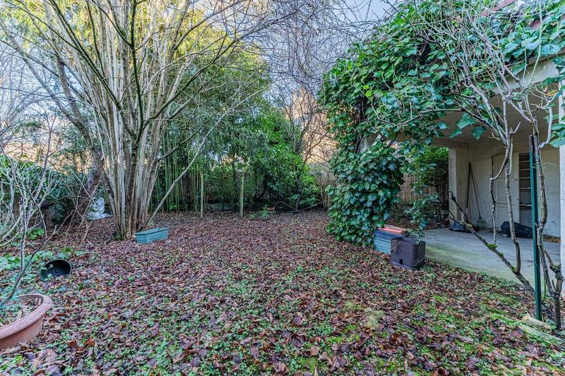 Maison - 180 m² - 10 pièces