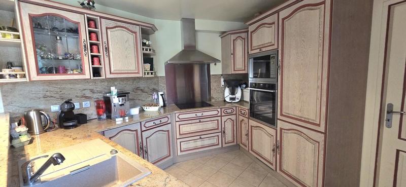 Maison - 158 m² - 6 pièces