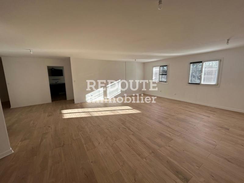 Entrepôt - 1 280 m²