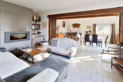 Maison - 158 m² - 7 pièces