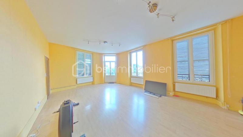 Maison - 269 m² - 10 pièces