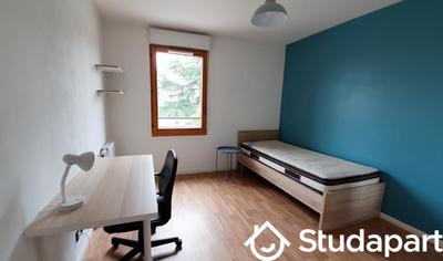 Chambre - 12 m² - 1 pièce