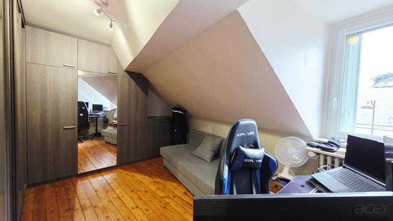 Maison - 189 m² - 8 pièces