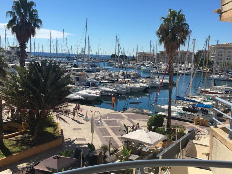 Appartement - 77 m² - 4 pièces