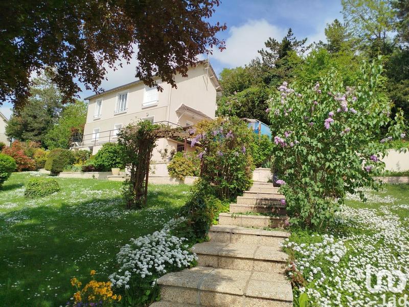 Maison - 99 m² - 4 pièces