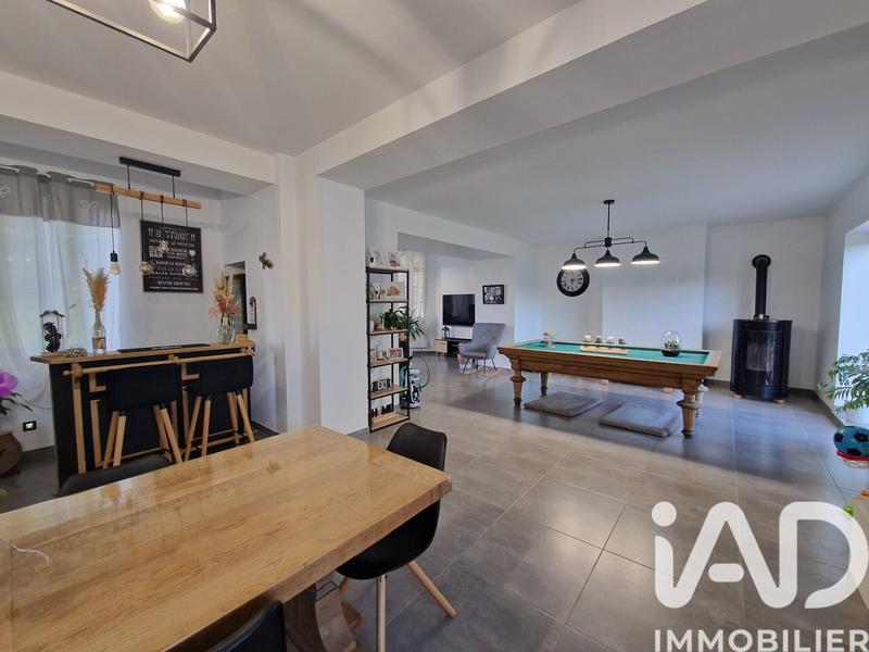 Maison - 191 m² - 7 pièces