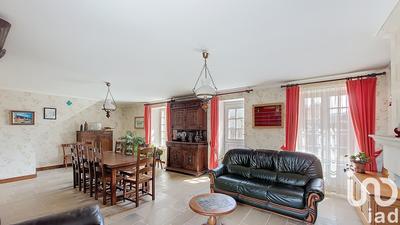 Maison - 139 m² - 7 pièces