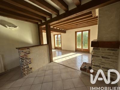 Maison - 91 m² - 5 pièces