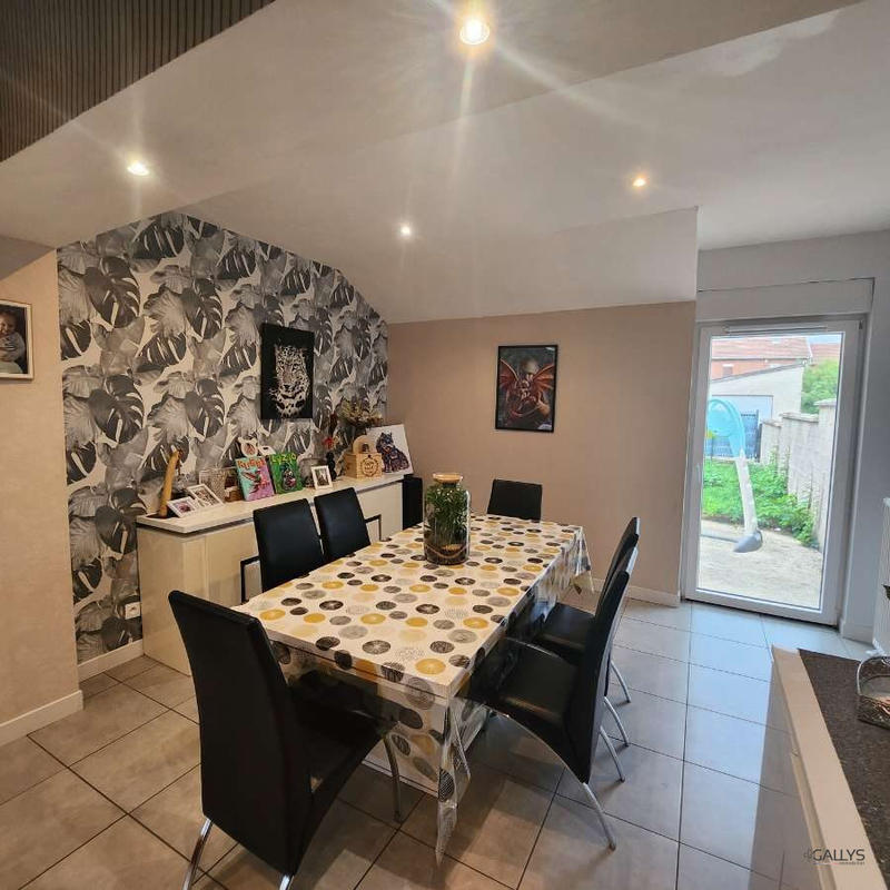 Maison - 86 m² - 4 pièces