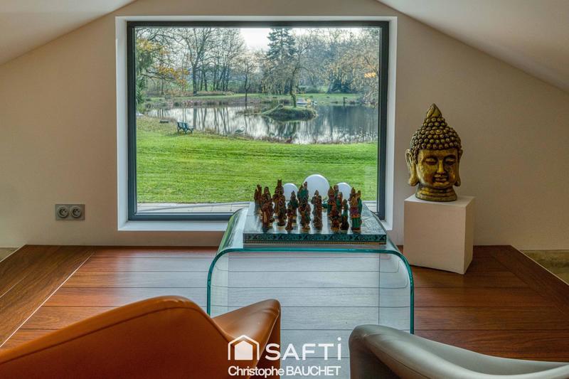 Maison - 213 m² - 6 pièces