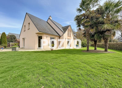 Maison - 177 m² - 6 pièces