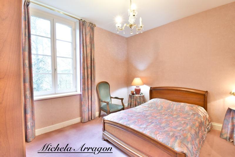 Maison de maîtres - 240 m² - 6 pièces