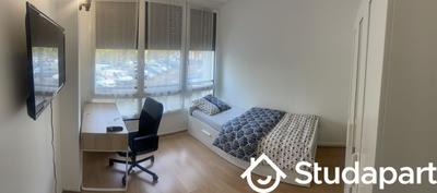 Chambre - 60 m² - 1 pièce