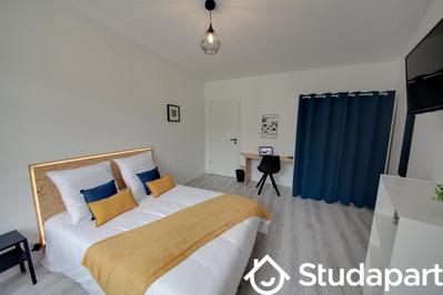 Chambre - 12 m² - 1 pièce