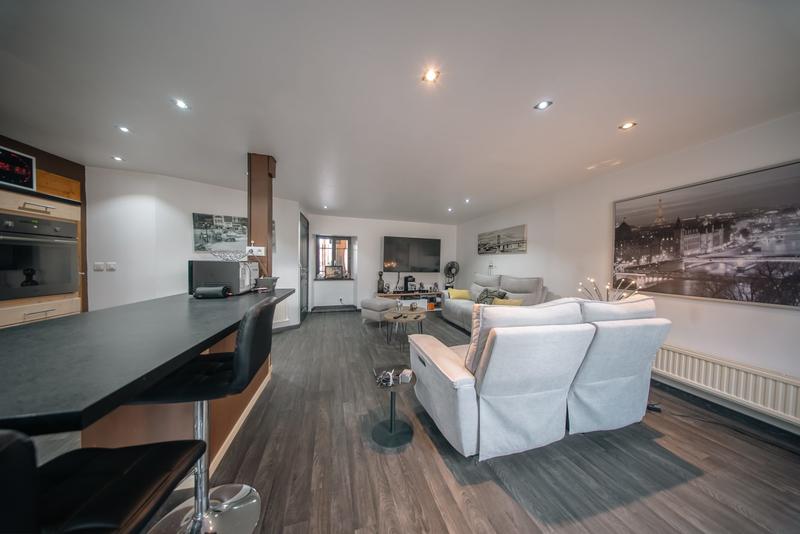 Maison ancienne - 205 m² - 9 pièces