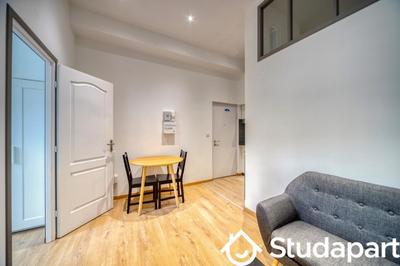 Chambre - 27 m² - 1 pièce